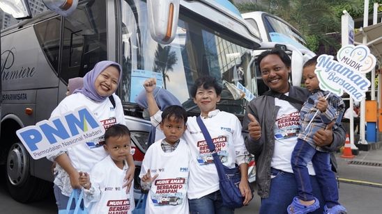 Mudik Nyaman Bersama BUMN, PNM Fasilitasi Ratusan Peserta Mudik Tanpa Cemas Ongkos