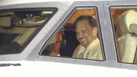 Sultan Brunei Terbangkan Sendiri Boeing 747 ke Cebu untuk Hadiri KTT ASEAN 2026