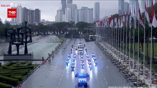 Prabowo Naik Maung ke DPR, Disambut Puan untuk Pidato Kerangka Ekonomi dan Kebijakan Fiskal 2027