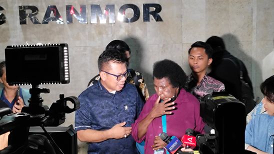 Pemeran Film Pesta Babi Mama Yasinta Datangi Polda Metro, Mau Laporkan Seseorang