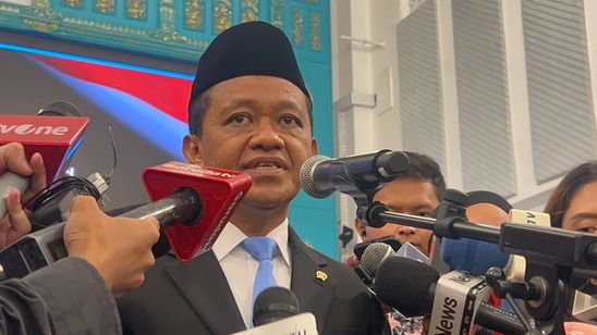 Usai Dilantik Prabowo, Menko Bahlil Fokus Percepat Hilirisasi dan Transisi Energi