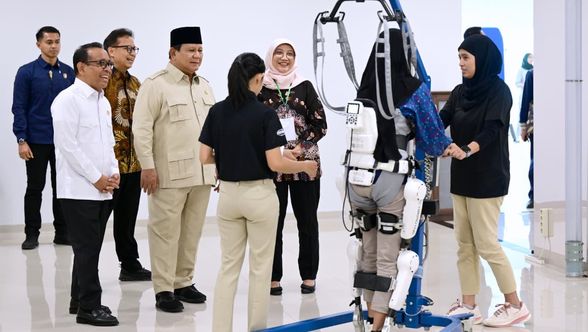 Presiden Prabowo Resmikan Gedung Baru di RS PON