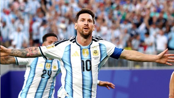 Messi Bawa Argentina Menang 3-0 dari Aljazair