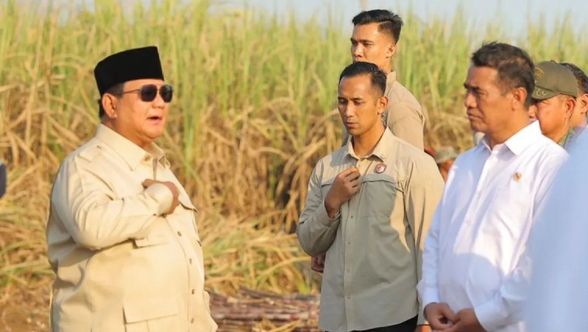 Prabowo Resmikan Revitalisasi Stasiun Semarang Tawang