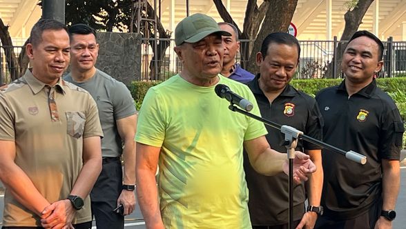 Menko Polkam Jalan Pagi Bersama Jelang Demo 27 Agustus di DPR