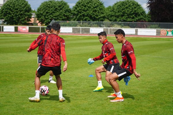 Timnas Indonesia U-23 terus mematangkan persiapannya di Paris, Prancis jelang laga playoff melawan G