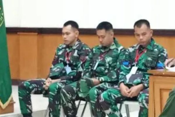 Sidang kasus pembunuhan bos rental mobil