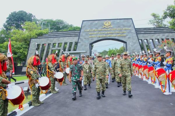 Retreat Kepala Daerah di Akmil