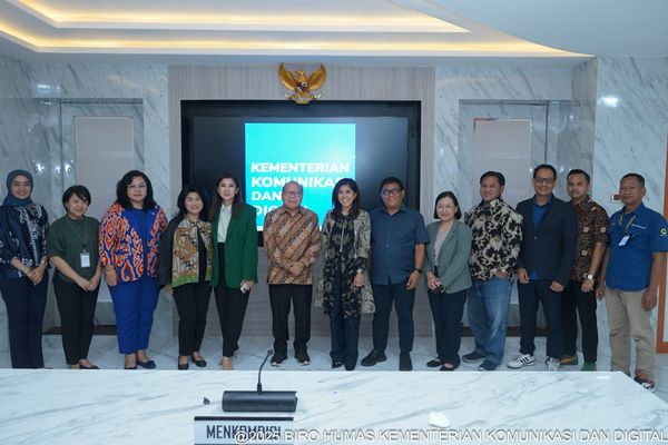 Menkomdigi Meutya Hafid audiensi dengan Nusantara TV