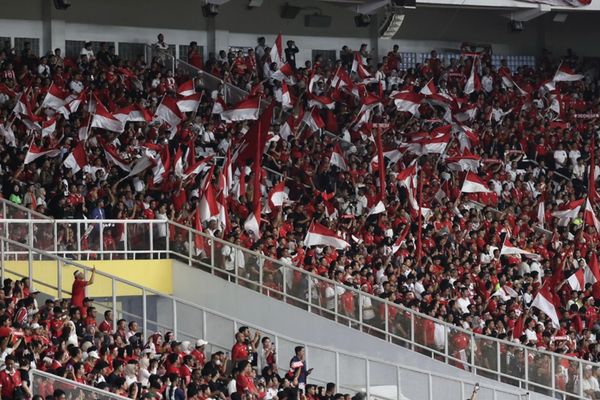 Suporter sepak bola Timnas