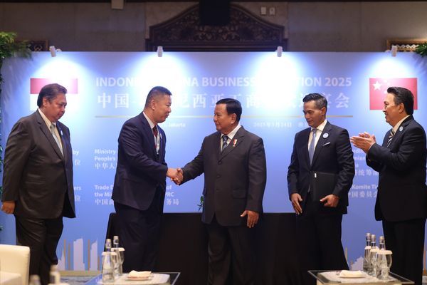 Presiden Republik Indonesia Prabowo Subianto dan Perdana Menteri (PM) Tiongkok Li Qiang di Jakarta