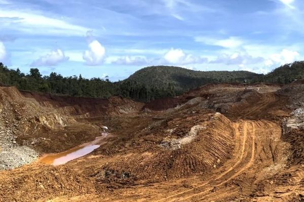 Pertambangan nikel di Raja Ampat