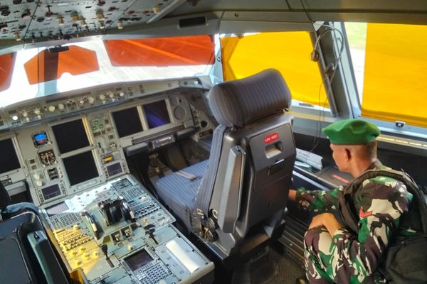 TNI Pastikan Keamanan Ancaman Bom di Saudia Arabia Airlines SV5688, Pesawat Kembali Lanjutkan Penerbangan Menuju Surabaya dengan Aman