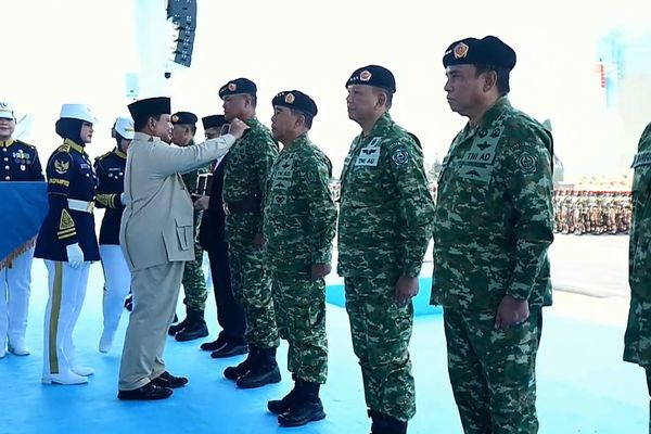 Presiden Prabowo Subianto resmi melantik Jenderal TNI Tandyo Budi Revita sebagai Wakil Panglima TNI.