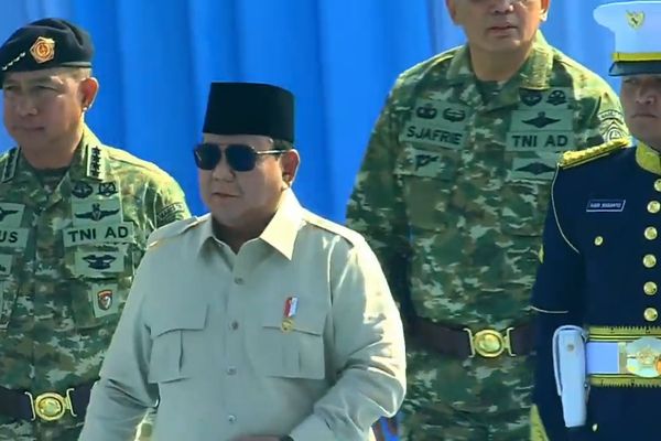 Presiden Prabowo Subianto memimpin Upacara Gelar Pasukan Operasional dan Kehormatan Militer di Lapangan Udara Suparlan, Pusdiklatpassus, Batujajar, Bandung, Minggu 10 Agustus 2025.