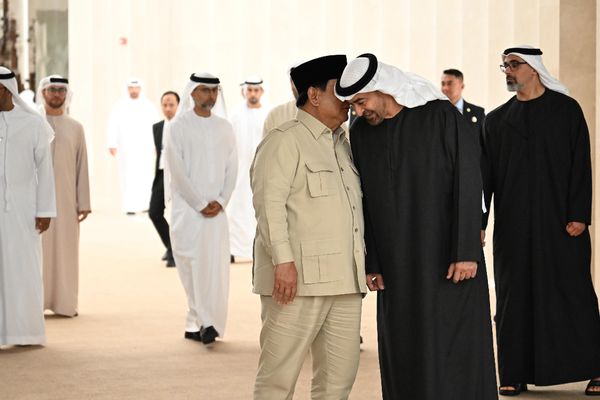 Prabowo Tiba di Abu Dhabi untuk Bertemu dengan Presiden MBZ