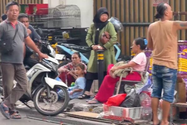 Pengusuran pedagang Pasar Barito