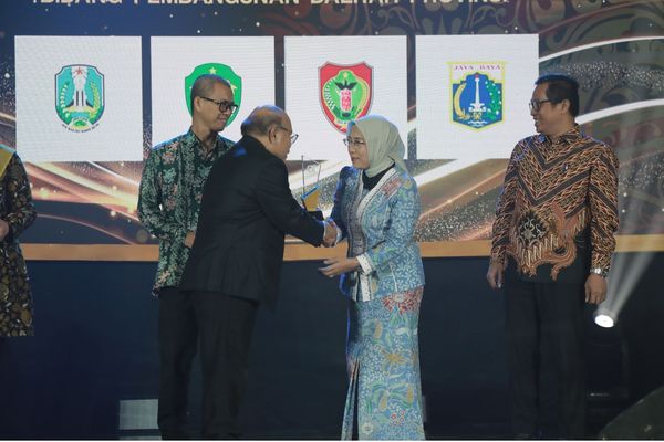Pemenang Anugerah Bakti Nusantara Bidang Pembangunan Daerah