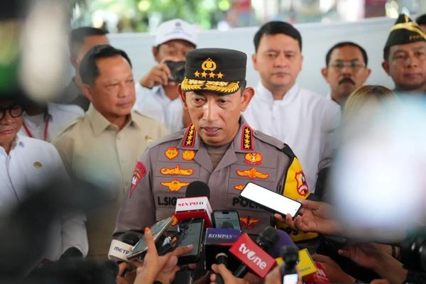 Gubernur Jakarta, Kapolri hingga Menteri Cek Katedral Jelang Natal