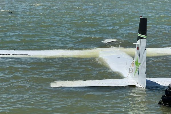 Pesawat Smart Air PK-SNS Jatuh di Perairan Pantai Nabire Barat