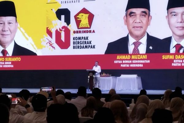 HUT ke-18 Partai Gerindra, Bagi-bagi Sembako hingga Bibit Pohon