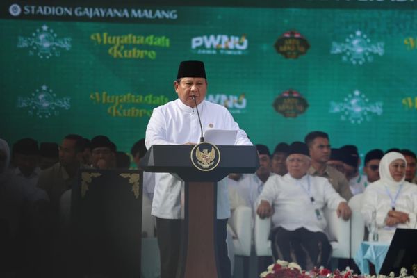 Presiden Prabowo Hadiri Mujahadah Kubro Satu Abad NU di Stadion Gajayana, Malang
