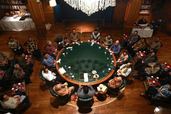 Pertemuan&nbsp;Presiden RI Prabowo Subianto dan&nbsp;Asosiasi Pengusaha Indonesia (APINDO) di Padepokan Garudayaksa, Hambalang, Bogor, Senin malam, 9 Februari 2026.