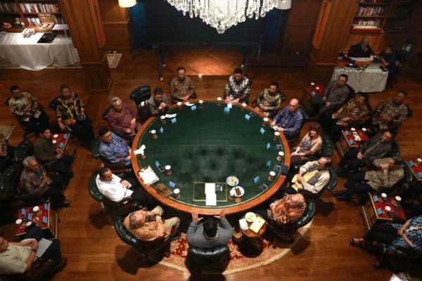 Prabowo Bertemu APINDO di Hambalang