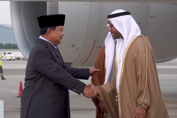 Prabowo Tiba di Abu Dhabi Bertemu MBZ