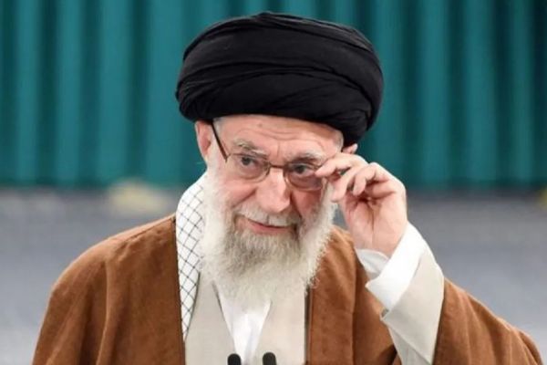 Pemimpin Tertinggi Iran Ayatollah Ali Khamenei Meninggal Dunia