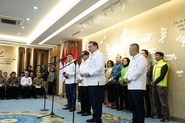 Pemerintah Umumkan THR untuk ASN, TNI/Polri, Pensiunan hingga Ojol