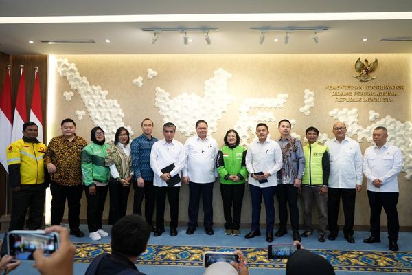 Konferensi Pers Kebijakan THR, BHR, dan Stimulus Ekonomi Idul Fitri di Kantor Kemenko Perekonomian, Jakarta, Selasa, 3 Maret 2026.