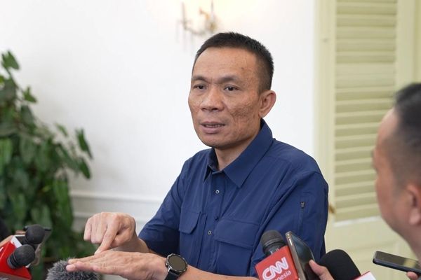 Wakil Presiden Republik Indonesia Gibran Rakabuming Raka menyampaikan tanggapan tertulis terkait permintaan maaf yang disampaikan oleh ahli digital forensik Rismon Hasiholan Sianipar kepada publik.