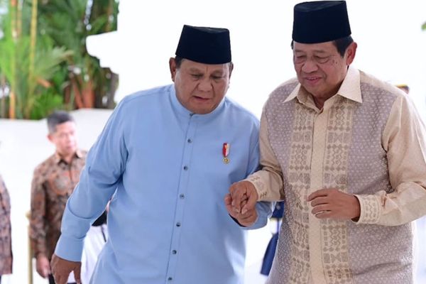 Presiden ke-6 Susilo Bambang Yudhoyono dan Presiden Prabowo