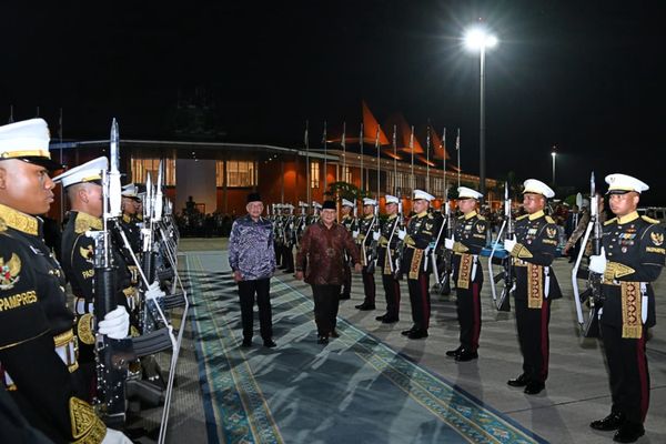 Prabowo Subianto dan Perdana Menteri (PM) Malaysia, Anwar Ibrahim