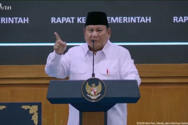 Prabowo Subianto dalam taklimat kepada jajaran Kabinet Merah Putih di Istana Kepresidenan