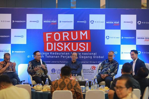 Narasumber Forum diskusi di Nusantara TV 