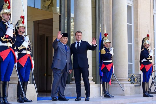 Presiden Republik Indonesia Prabowo Subianto melanjutkan rangkaian diplomasi strategisnya dengan melakukan pertemuan bersama Presiden Republik Prancis Emmanuel Macron