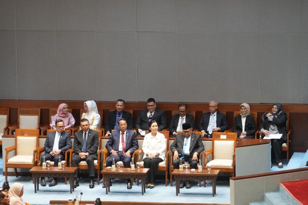 DPR Sahkan RUU PPRT Jadi Undang-Undang