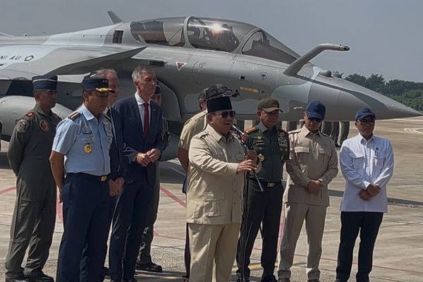 Prabowo Serahkan Jet Tempur Rafale, A400M, dan Falcon 8X ke TNI