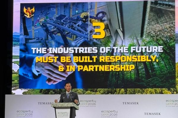 Menko Infra Agus Harimurti Yudhoyono (AHY) saat memberikan paparan dalam forum internasional Ecosperity Week 2026