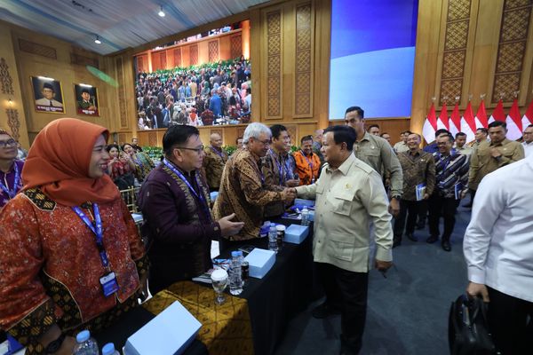 Prabowo Terima Usul dan Masukan dari Perguruan Tinggi: Saya Janji Baca dan Tindaklanjuti