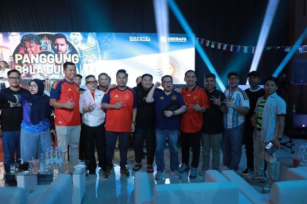 Nobar Panggung Bola Dunia di Nusantara TV
