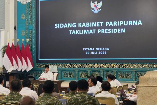 Presiden Prabowo Pimpin Sidang Kabinet Paripurna di Istana