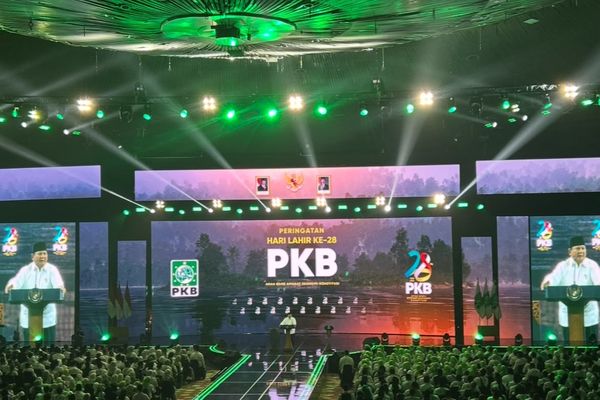 Prabowo Subianto mengaku bahagia dan terharu dapat menghadiri Hari Lahir (Harlah) ke-28 PKB di JCC, Jakarta Kamis, 23 Juli 2026 malam