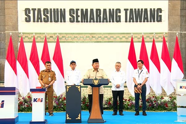 Prabowo Subianto dalam Peresmian Renovasi Cagar Budaya Stasiun Semarang Tawang