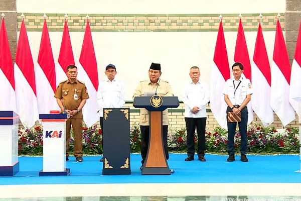 Prabowo Subianto dalam Peresmian Renovasi Cagar Budaya Stasiun Semarang Tawang