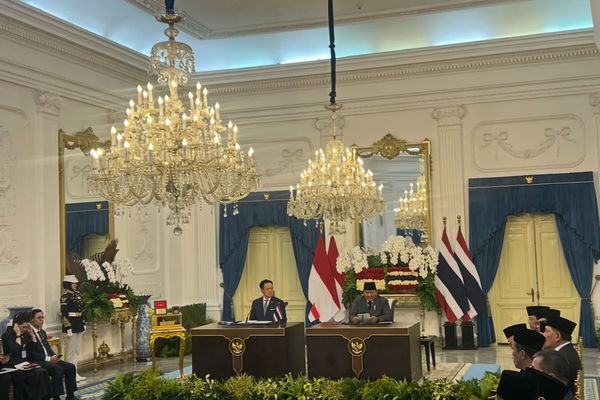 Presiden Prabowo Subianto dan Perdana Menteri Thailand Anutin Charnvirakul Saat Join Statement di Istana Merdeka