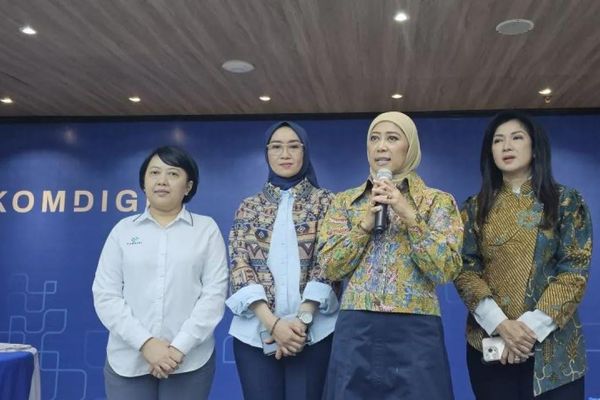 Menkomdigi panggil Youtube Terkait Konten Bigmo