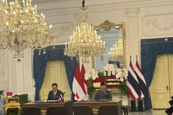 Presiden Prabowo Subianto dan Perdana Menteri Thailand Anutin Charnvirakul Saat Join Statement di Istana Merdeka